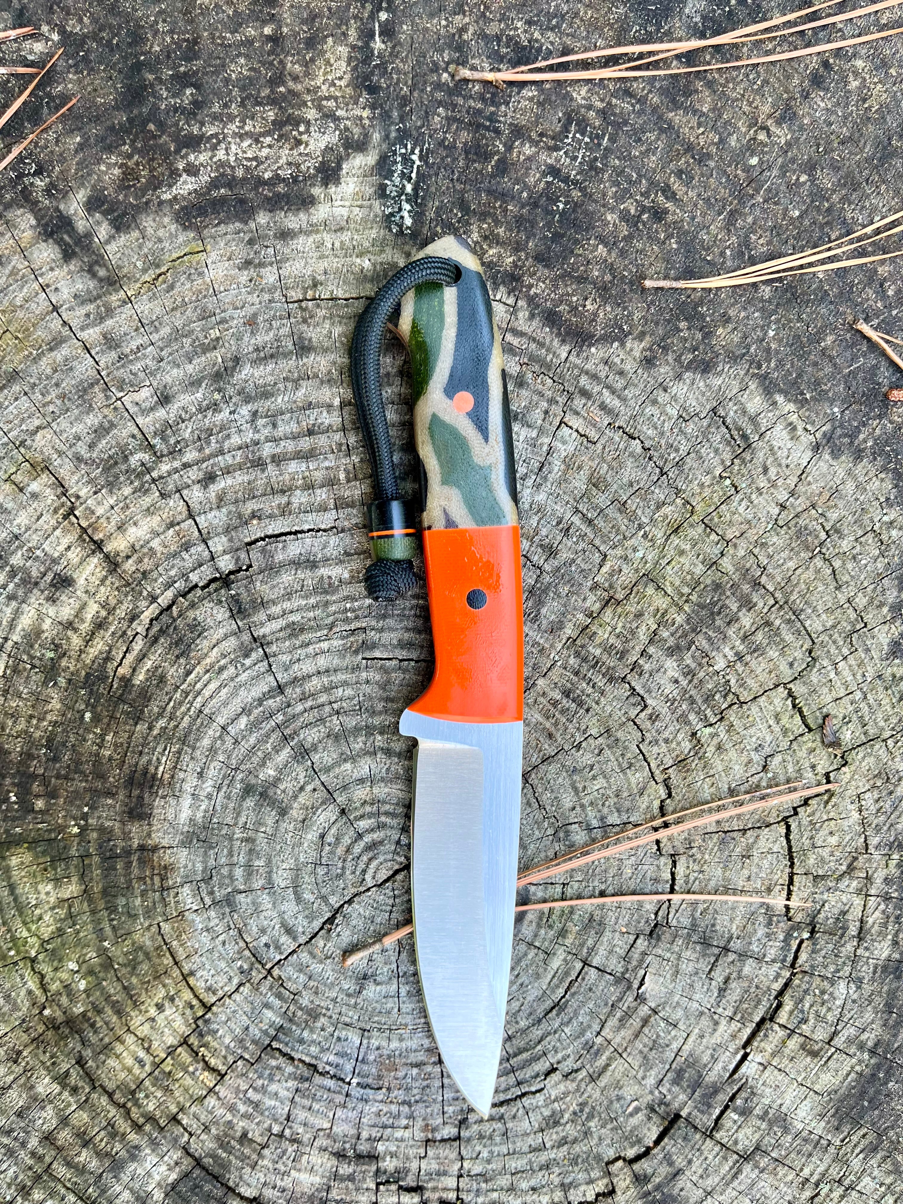 Orange/Camo Fixed Blade